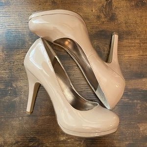 Steve Madden Nude Patent Leather Heels, size 7.5